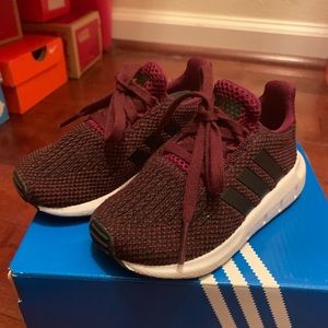 Adidas SWIFT RUN SHOES